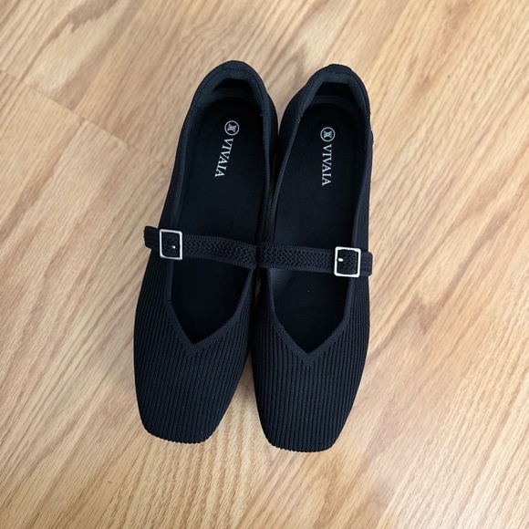 Vivaia Women's Square-Toe Margot Mary-Jane Size 41 / 9.5 WIDE - Picture 5 of 7